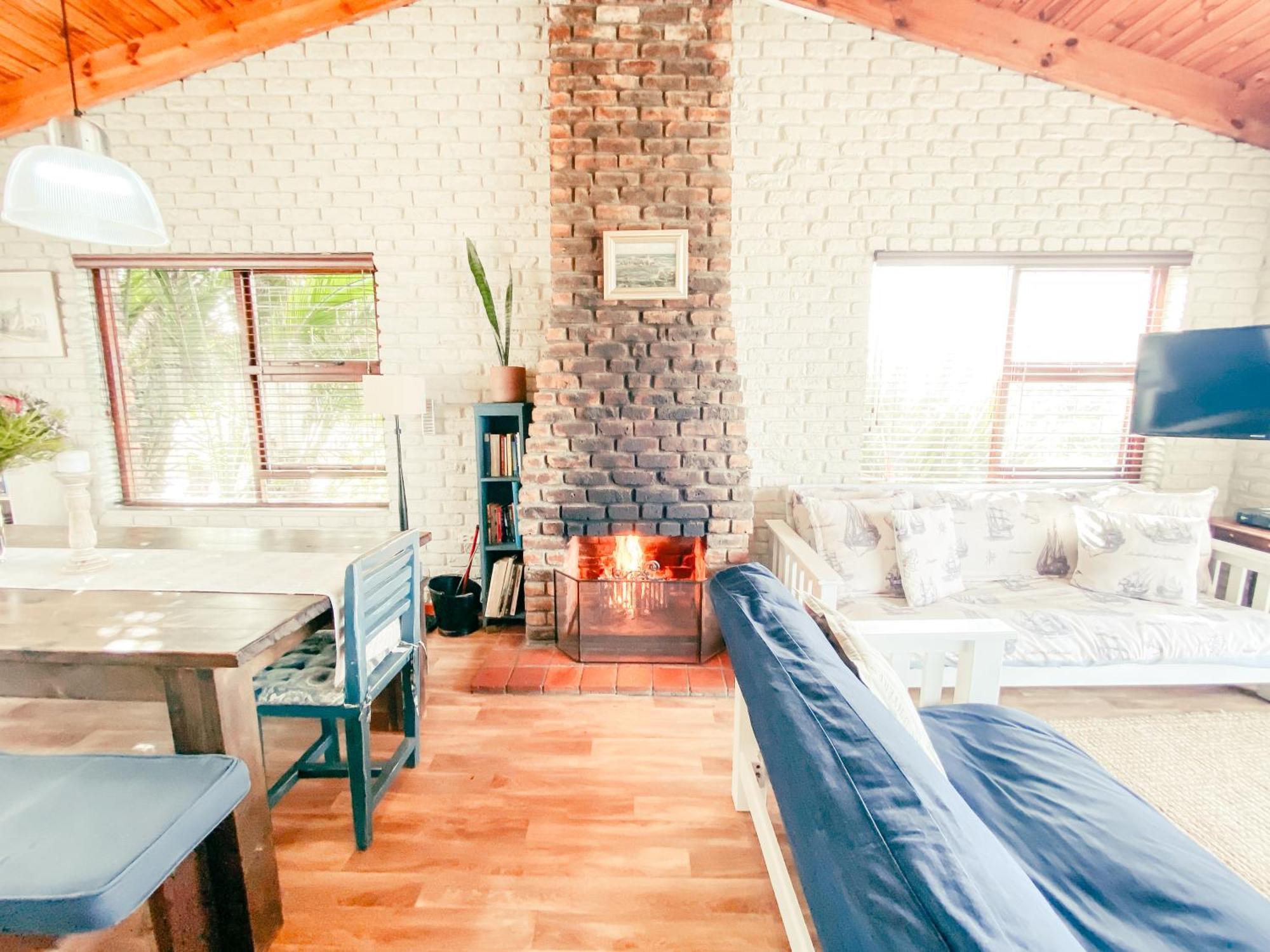 La Mer Seafront Selfcatering Accommodation Kleinmond Ruang foto